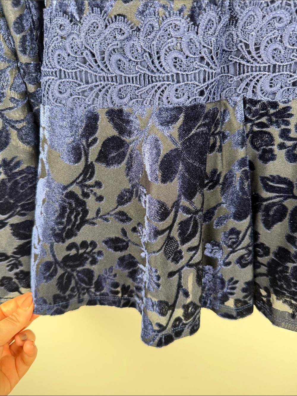 Spense Whimsigoth Witchy Dark Romantic Navy Velvet Burnout Peplum Top Size L - Picture 3 of 9